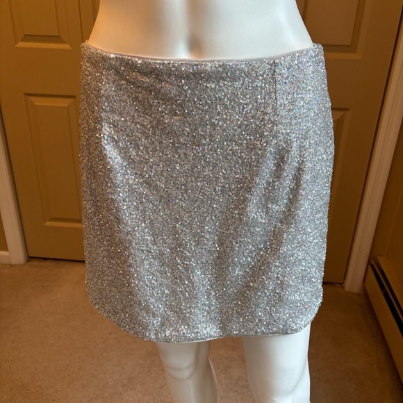 FOREVER 21 sparkly sequin miniskirt - Picture 1 of 6